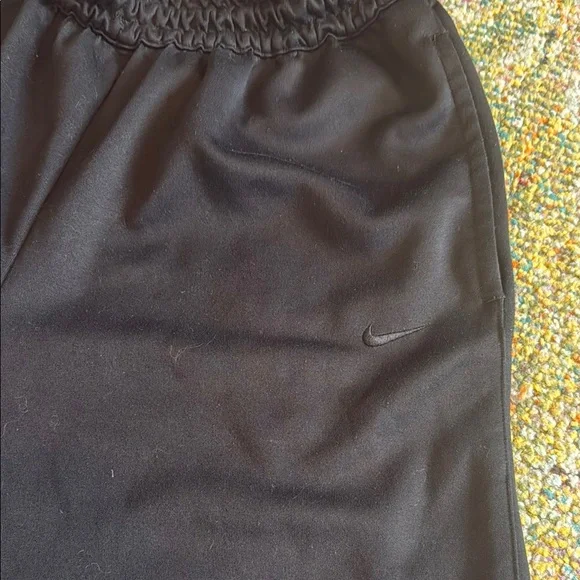 Nike Basketball Dri-Fit Spotlight Solo Swoosh Shorts - Picture 4 of 10